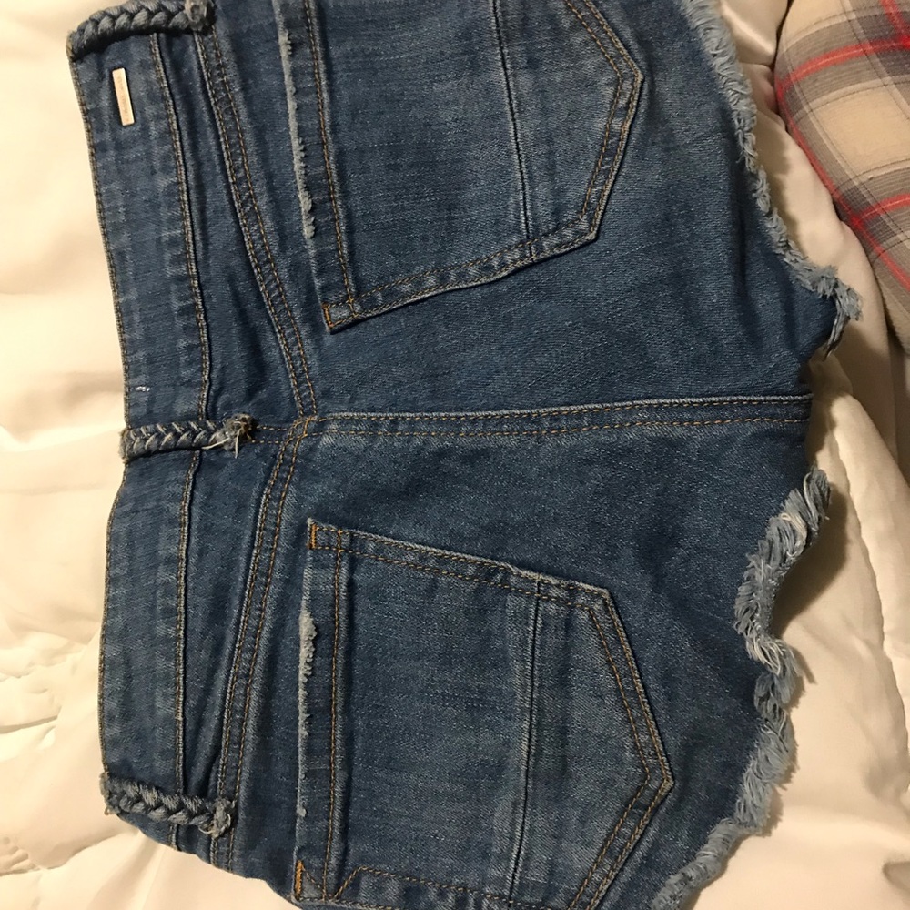 Shorts - Picture 2 of 2